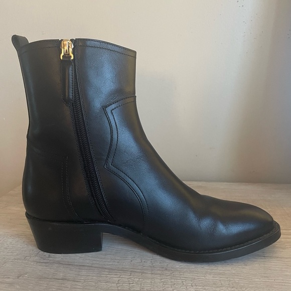 Authentic Chanel chelsea boots. Pre-owned. Comes with box and two dust bags. - Picture 7 of 12